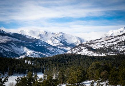 Majestic Snowy Peaks — 300-piece jigsaw puzzle