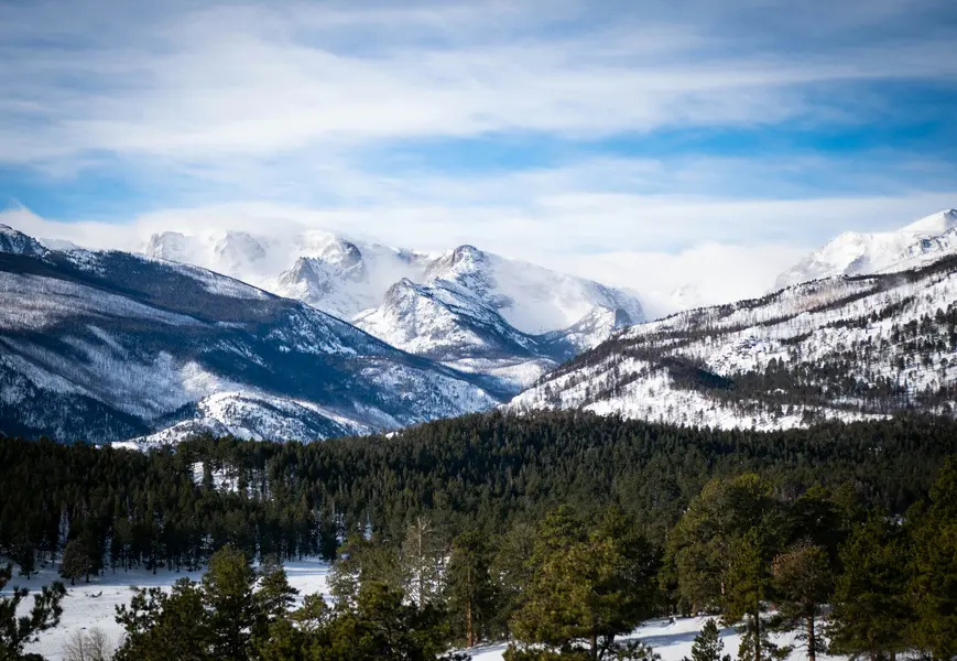 Majestic Snowy Peaks — 300-piece jigsaw puzzle