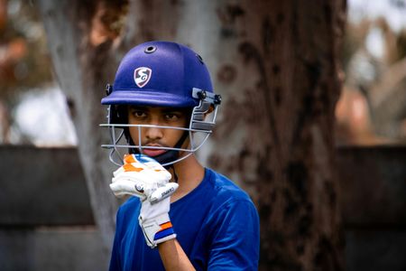 Focused Cricketer — 200-piece jigsaw puzzle