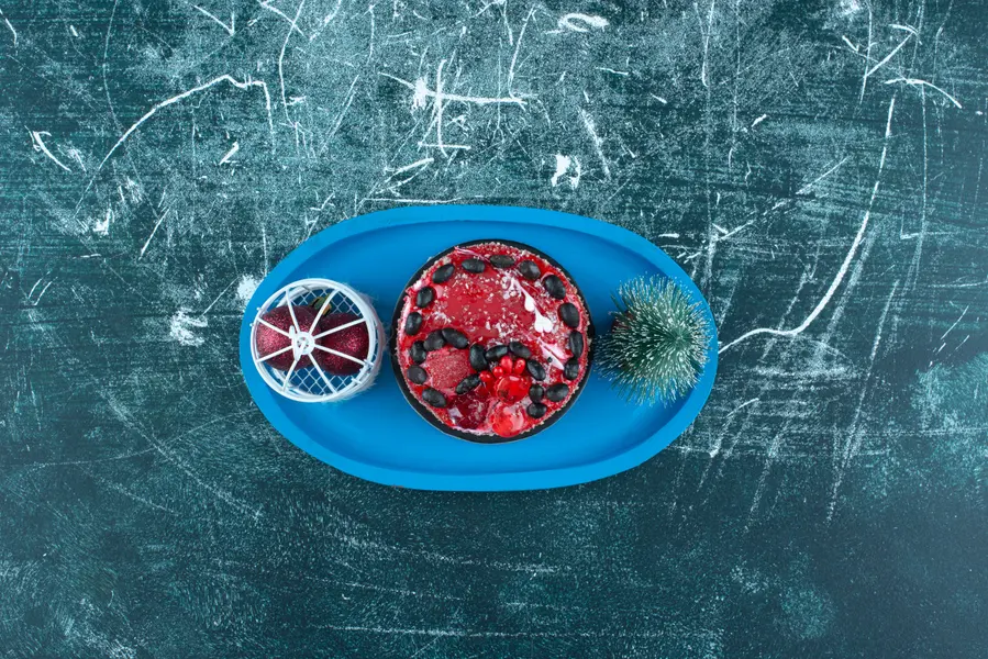 Festive Holiday Treat — 100-piece jigsaw puzzle