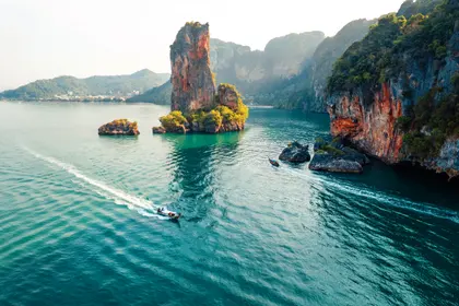 Serene Coastal Escape — 300-piece jigsaw puzzle