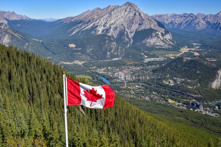 Canadian Mountain Panorama — 300-piece jigsaw puzzle