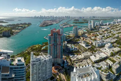 Coastal Cityscape Panorama — 500-piece jigsaw puzzle