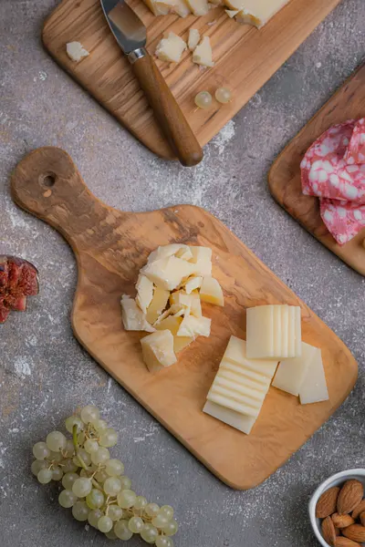 Rustic Cheese Platter — 300-piece jigsaw puzzle