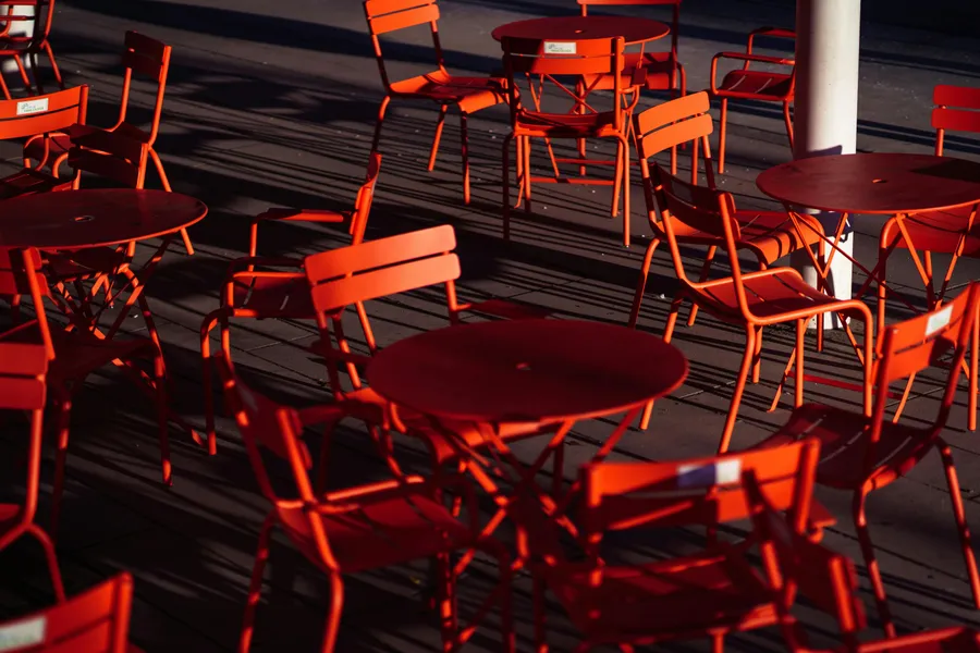 Sunlit Outdoor Seating — 150-piece jigsaw puzzle