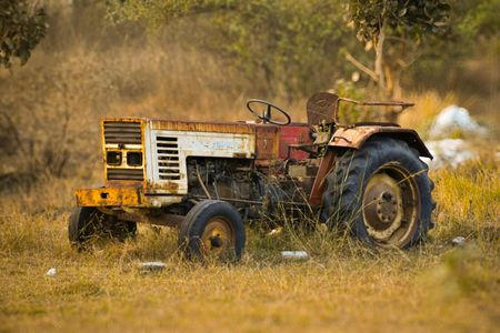 Rustic Abandoned Tractor — 100-piece jigsaw puzzle