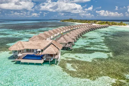 Island Paradise Retreat — 300-piece jigsaw puzzle