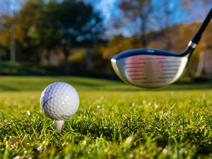 Golf Swing Moment — 300-piece jigsaw puzzle