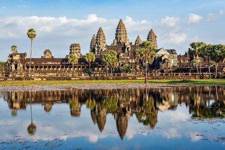 Angkor Wat Reflection — 100-piece jigsaw puzzle