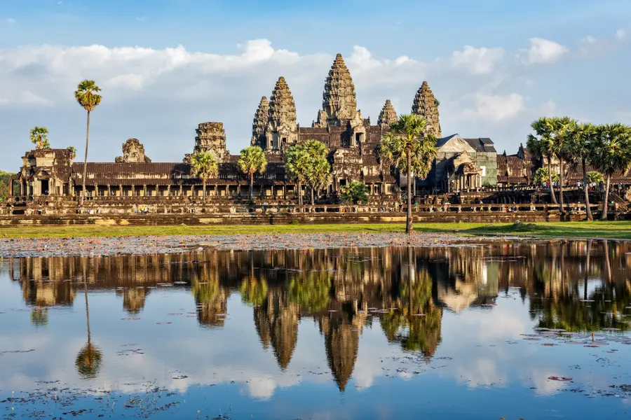Angkor Wat Reflection — 100-piece jigsaw puzzle