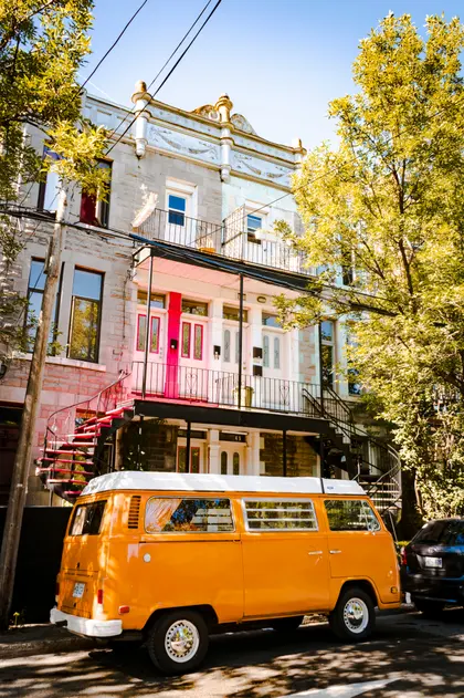 Retro Van in Sunlit Street — 300-piece jigsaw puzzle