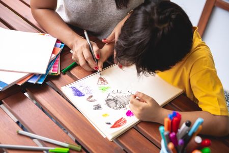 Creative Art Session — 100-piece jigsaw puzzle