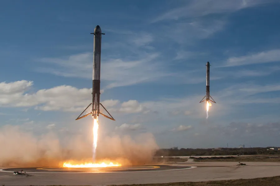 Dual Rocket Landing — 64-piece jigsaw puzzle