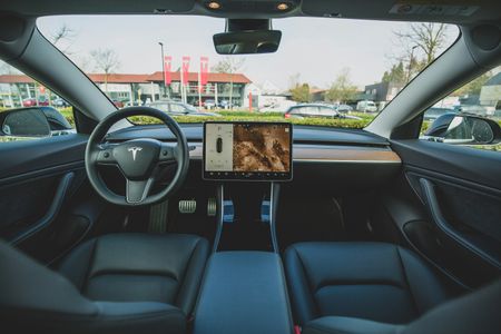 Modern Electric Interior — 100-piece jigsaw puzzle