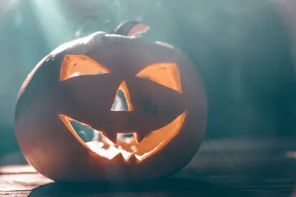 Glowing Jack-o'-Lantern — 500-piece jigsaw puzzle