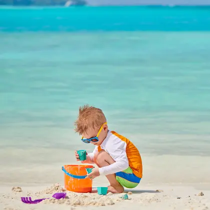 Beachside Playtime — 500-piece jigsaw puzzle
