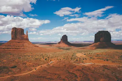 Monument Valley Majesty — 400-piece jigsaw puzzle