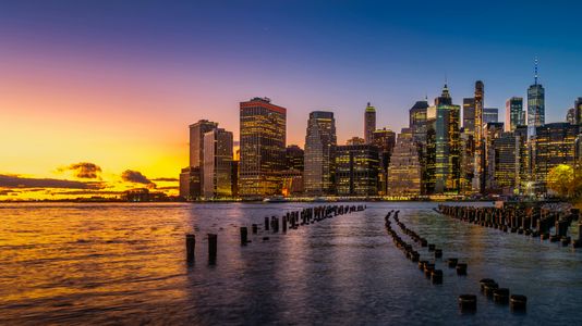 Sunset Over Cityscape — 300-piece jigsaw puzzle