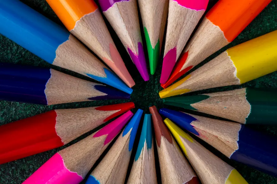 Vibrant Color Wheel — 200-piece jigsaw puzzle