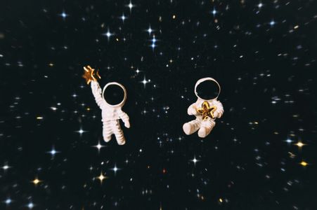 Astronauts in Starlit Space — 500-piece jigsaw puzzle