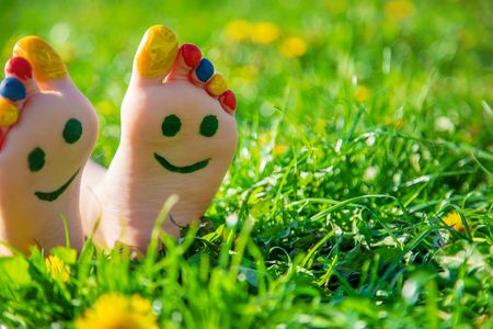 Happy Painted Toes — 300-piece jigsaw puzzle