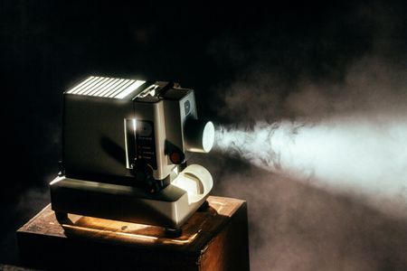 Vintage Film Projector — 400-piece jigsaw puzzle