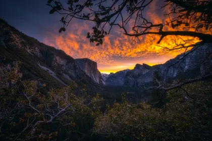 Fiery Sunset Vista — 100-piece jigsaw puzzle