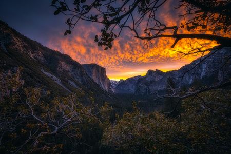 Fiery Sunset Vista — 100-piece jigsaw puzzle