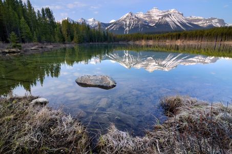 Serene Mountain Reflection — 300-piece jigsaw puzzle