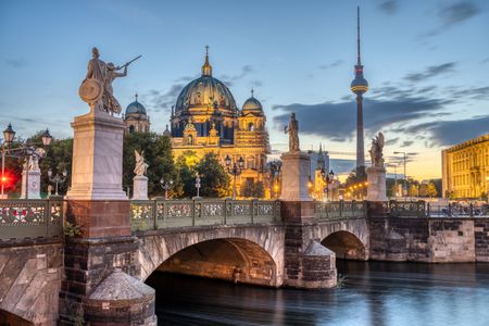 Twilight Over Berlin — 100-piece jigsaw puzzle