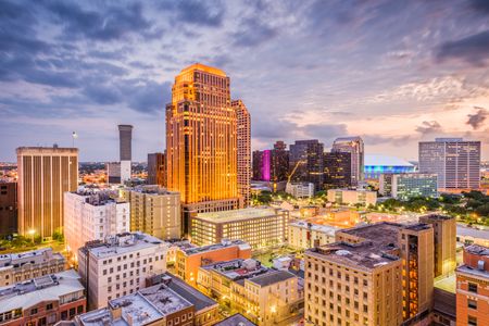 Vibrant Cityscape Sunset — 400-piece jigsaw puzzle
