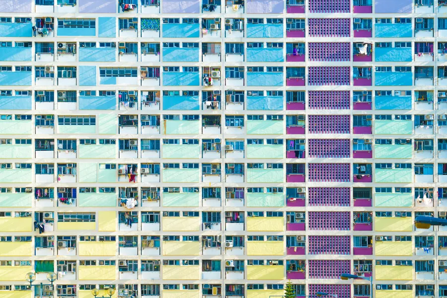 Bunte Wohnhausfassade — 300-Teile-Puzzle