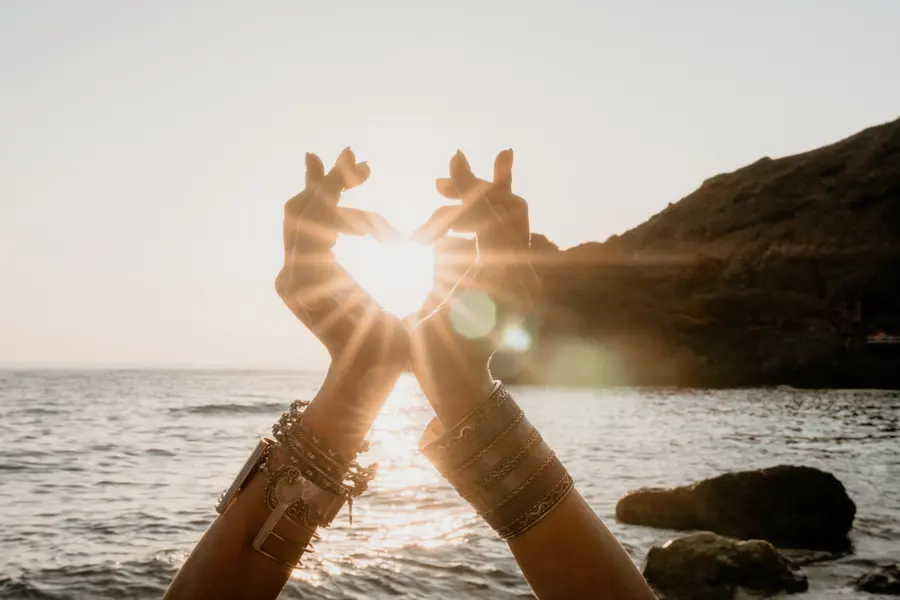Heart of Sunlight — 100-piece jigsaw puzzle