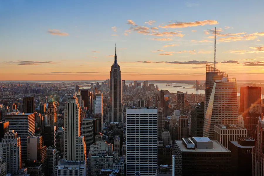 Sunset Over Cityscape — 500-piece jigsaw puzzle