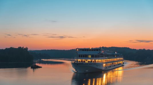 Twilight River Cruise — 200-piece jigsaw puzzle