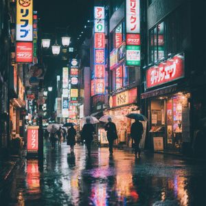 Rainy Night in Tokyo — 300-piece jigsaw puzzle
