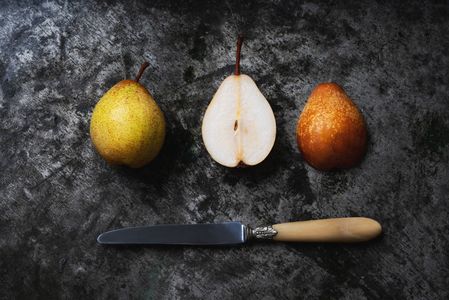 Pears and Knife — 100-piece jigsaw puzzle