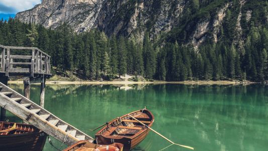 Tranquil Mountain Lake — 400-piece jigsaw puzzle