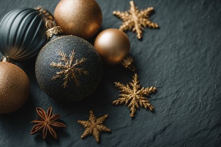 Elegant Holiday Ornaments — 200-piece jigsaw puzzle