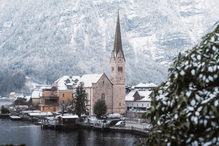 Winter in Austrian Village — 100-piece jigsaw puzzle