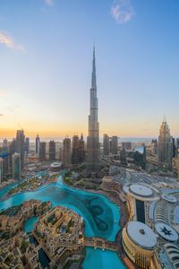 Amurg peste Dubai — puzzle cu 64 piese