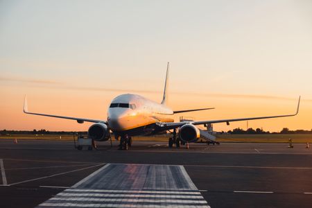 Sunset Flight Preparation — 150-piece jigsaw puzzle
