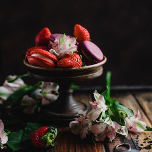 Gourmet Dessert Arrangement — 64-piece jigsaw puzzle