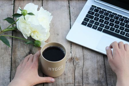 Cozy Workspace Moment — 100-piece jigsaw puzzle