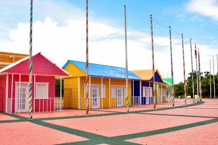 Vibrant Colorful Cabins — 200-piece jigsaw puzzle