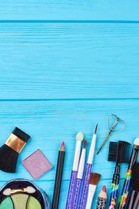 Vibrant Makeup Tools — 200-piece jigsaw puzzle