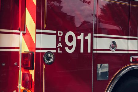 Emergency Rescue Vehicle — 100-piece jigsaw puzzle