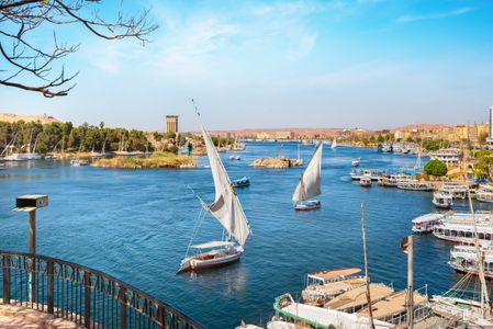 Sailing on the Nile — 500-piece jigsaw puzzle