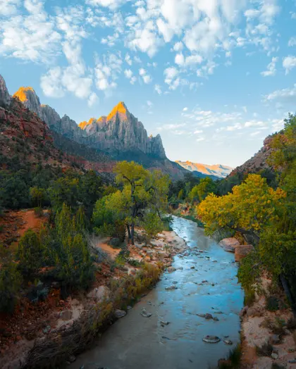 River Through Red Canyons — 300-piece jigsaw puzzle