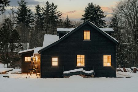 Winter Evening Glow — 200-piece jigsaw puzzle